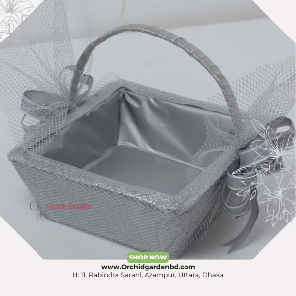 Silver Deluxe Gift Basket – Elegant Premium Edition